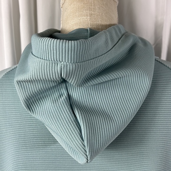 Soho Sport Large Blue Hoodie - Picture 11 of 16